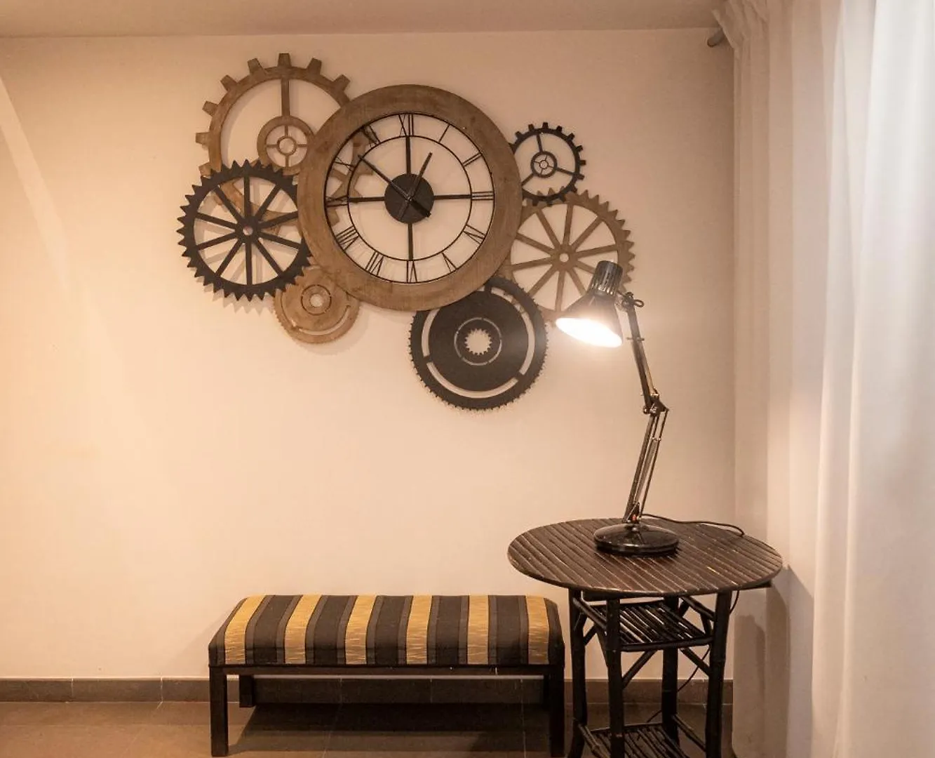 Homehouse Serpenti - Colosseum - Rione Monti Rome