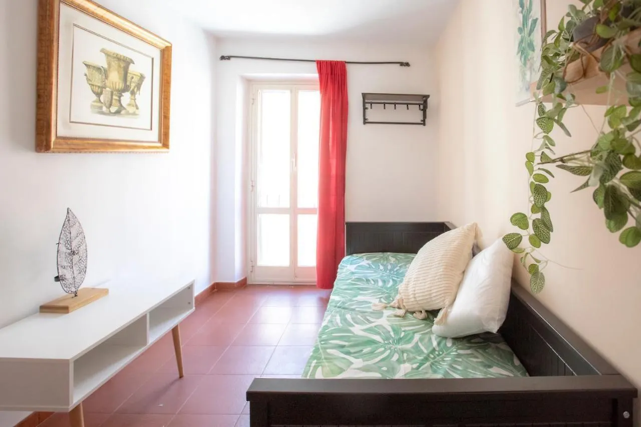 Homehouse Serpenti - Colosseum - Rione Monti Rome Apartment