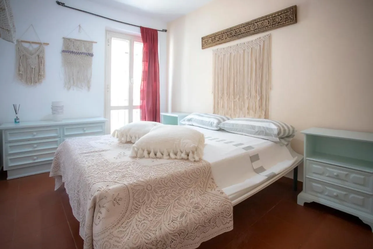 Homehouse Serpenti - Colosseum - Rione Monti Rome