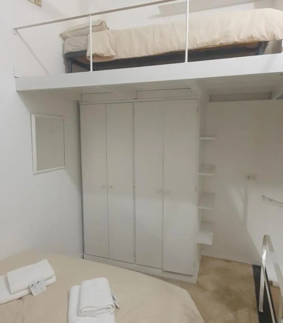 Homehouse Serpenti - Colosseum - Rione Monti Rome Apartment